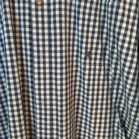 Wrangler button down XL - Picture 2 of 3